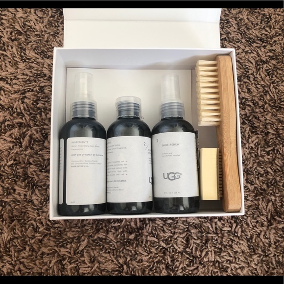UGG Accessories - NIB UGG Sheepskin & Suede Care Kit